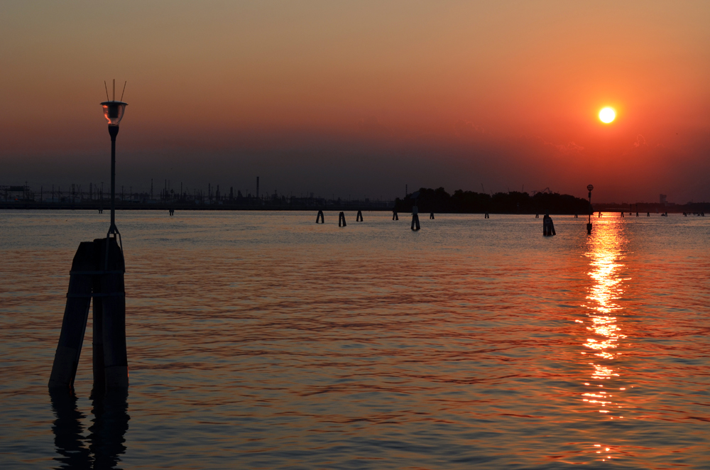foto di venezia al tramonto